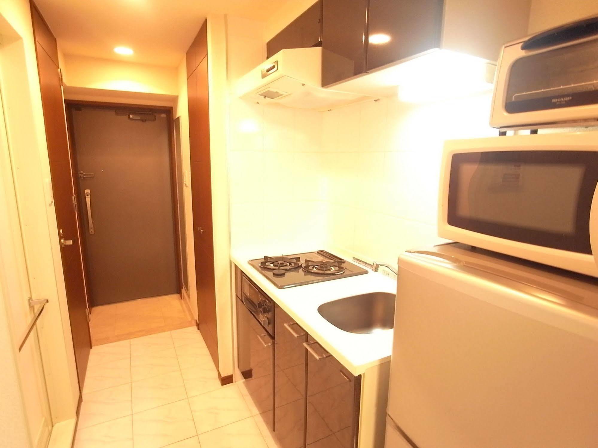 Palace Studio Shinjuku Tochomae Токио Экстерьер фото
